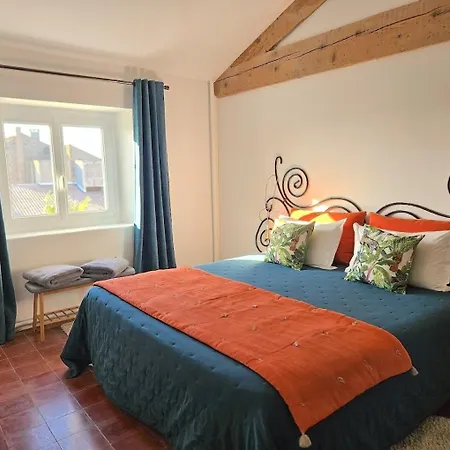 بيت ضيافة Domaine De Roque Haute 4*