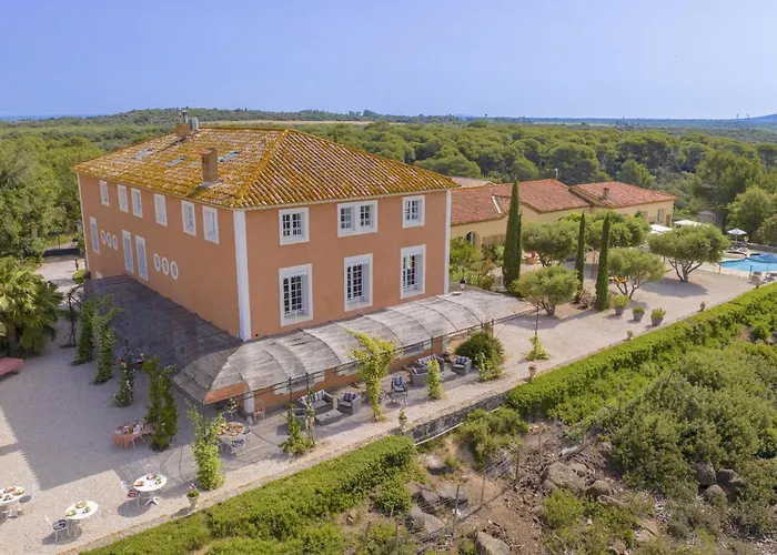 Les D'hotes Du Domaine De Roque Haute Konukevi