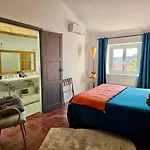Les D'hotes Du Domaine De Roque Haute 招待所 4*
