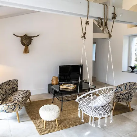 ゲストハウス Domaine De Roque Haute