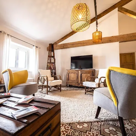 Affittacamere Domaine De Roque Haute 4*